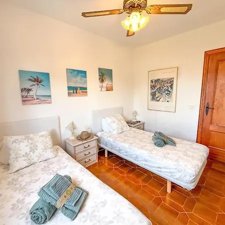 Las Marinas Bungalow Holiday home *